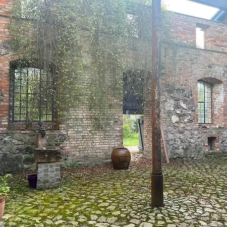 Grosse In Alter Brennerei
